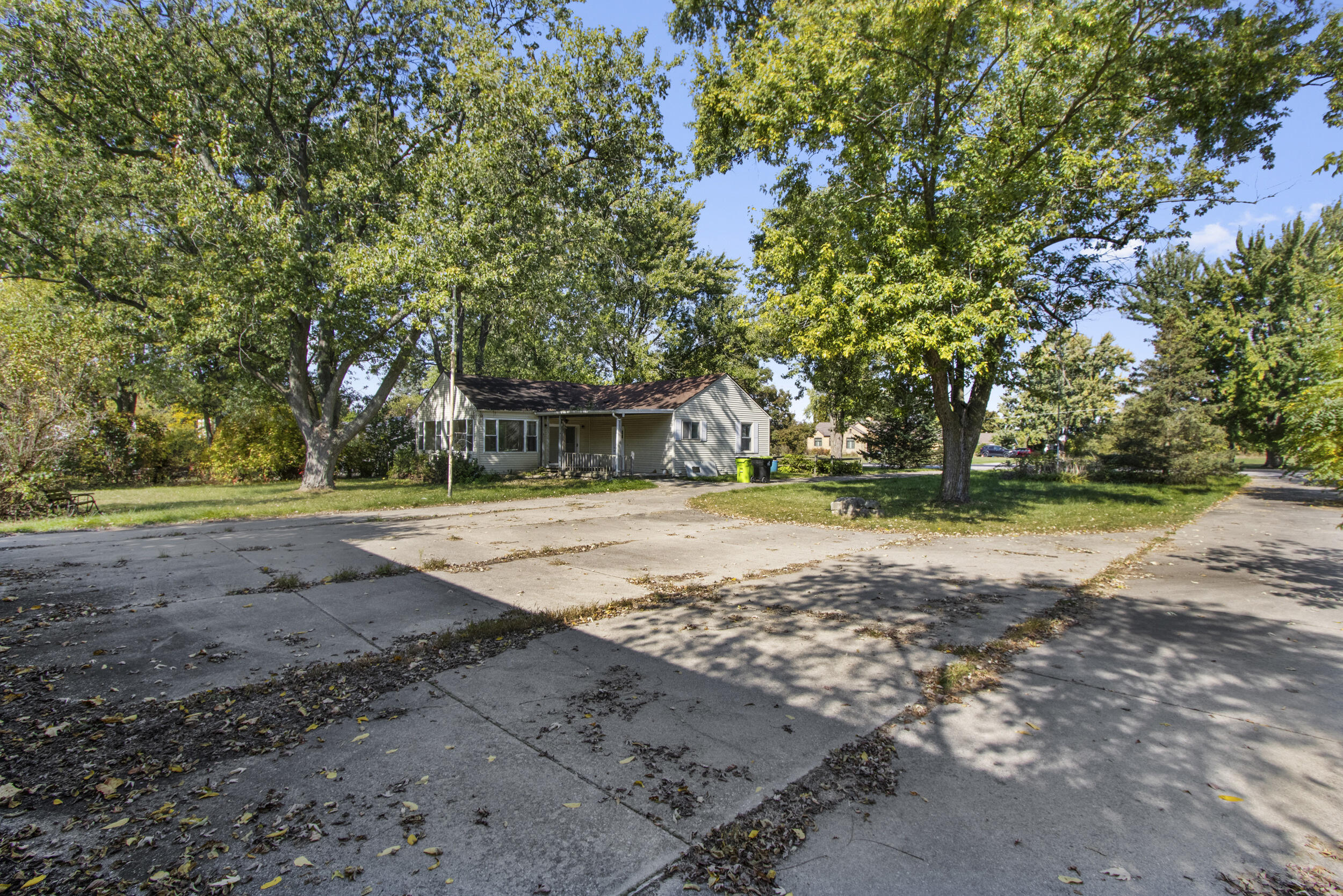 7317 Bristol Road Swartz Creek, MI 48473 - Photo 19 of 24 24__mg_1188