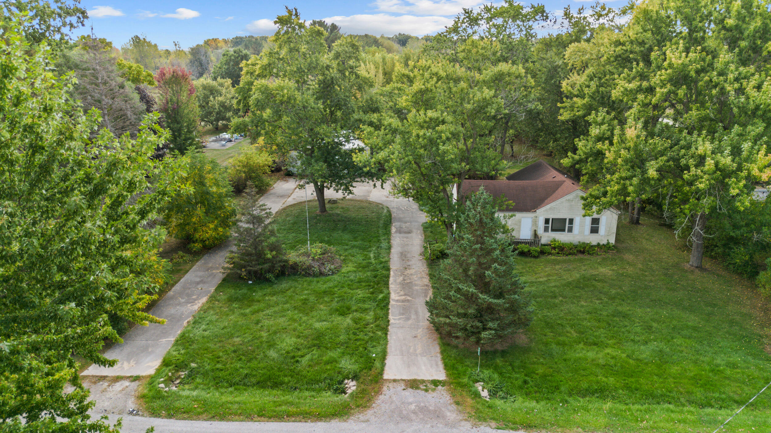 7317 Bristol Road Swartz Creek, MI 48473 - Photo 20 of 24 28_dji_0363