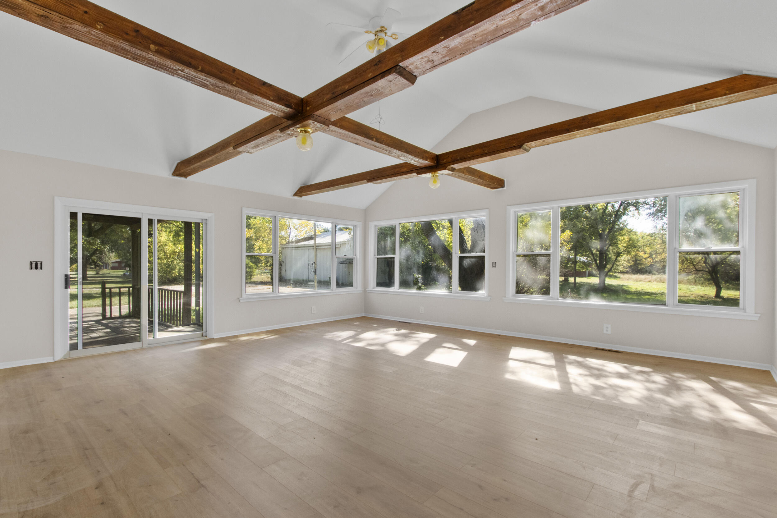 7317 Bristol Road Swartz Creek, MI 48473 - Photo 4 of 24 8__mg_1191