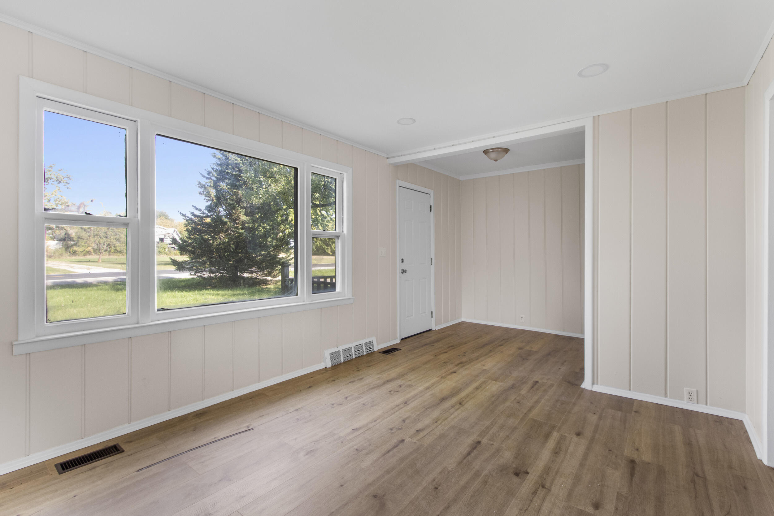 7317 Bristol Road Swartz Creek, MI 48473 - Photo 10 of 24 18__mg_1221