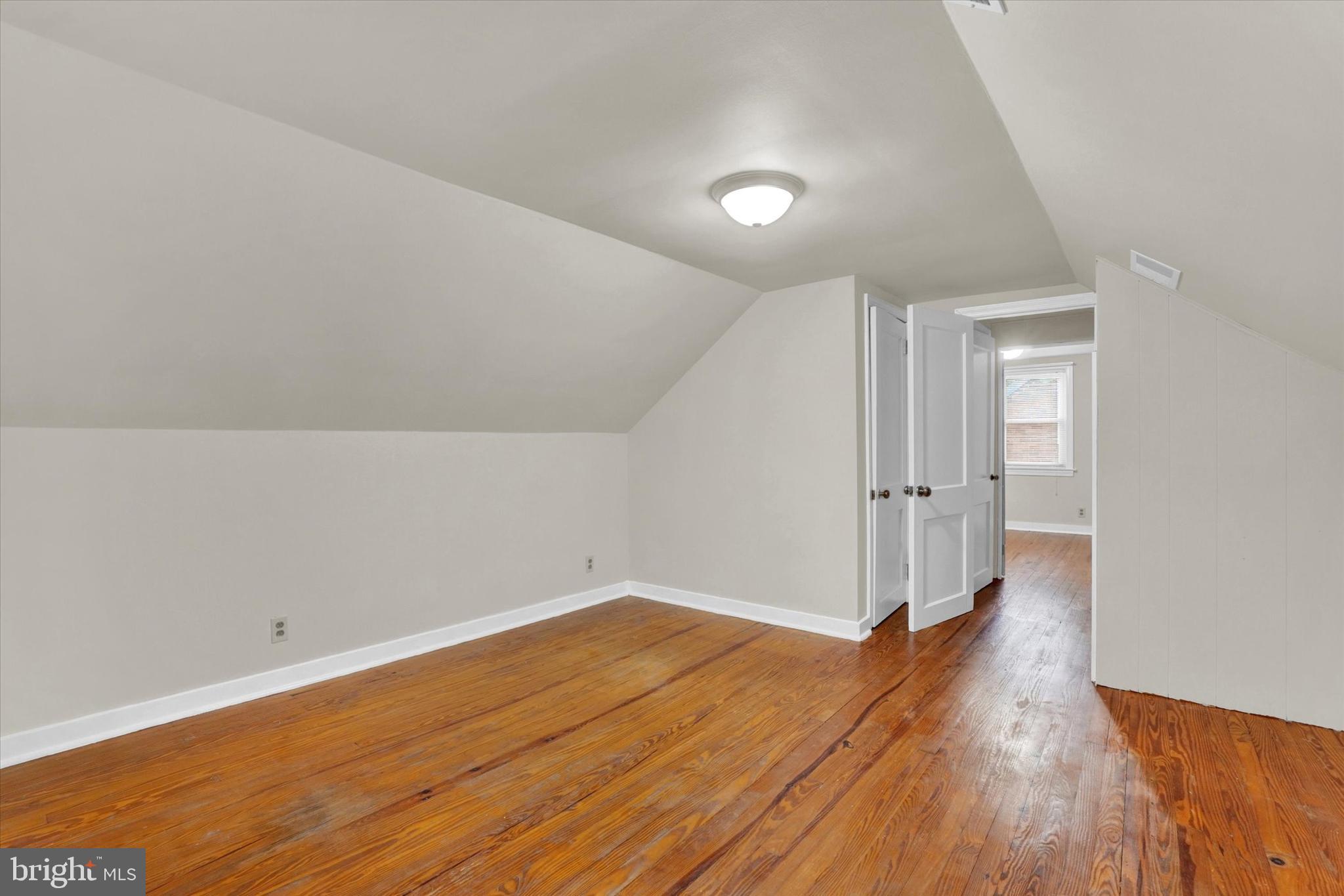 304 Edgewood Road York, PA 17402 - Photo 13 of 18 Gallery Image 13