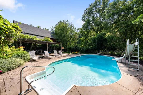 $1,300,000 | 6475 Olive Branch Road, Galien, MI 49113