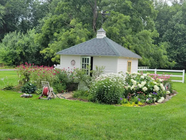 $1,300,000 | 6475 Olive Branch Road, Galien, MI 49113