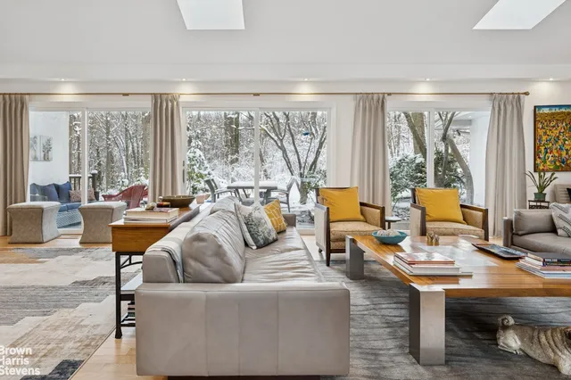 $2,100,000 | 383 West 254th Street | North Riverdale