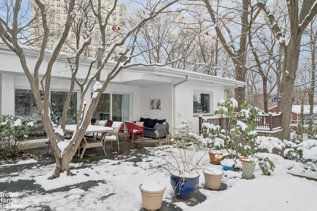 $2,100,000 | 383 West 254th Street | North Riverdale