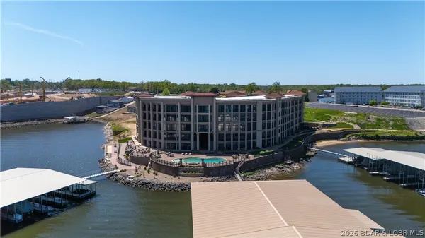 $825,000 | 1184 Jeffries Road, Unit 416, Osage Beach, MO 65065