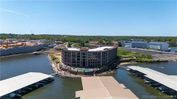 $825,000 | 1184 Jeffries Road, Unit 416, Osage Beach, MO 65065