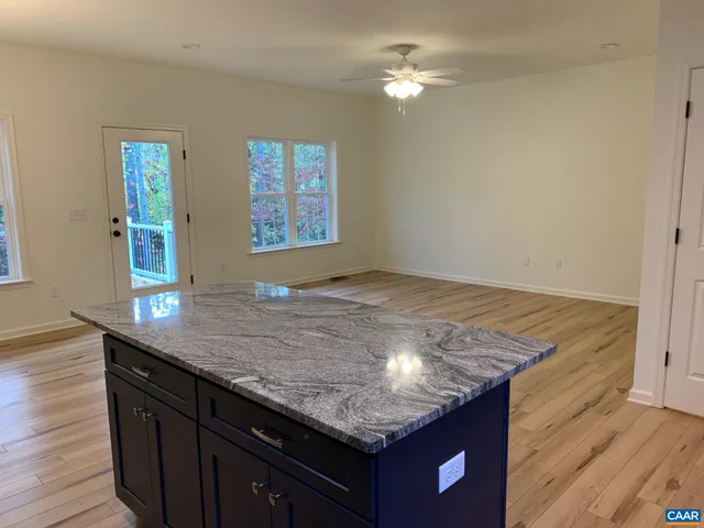 $1,950 | 275 Barrington Drive, Unit 14, Stanardsville, VA 22973