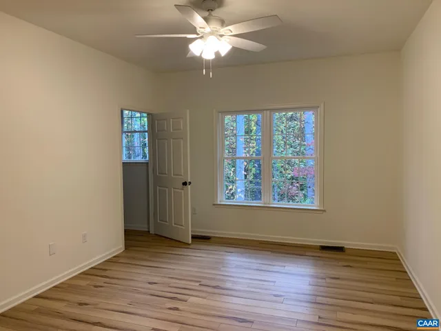 $1,950 | 275 Barrington Drive, Unit 14, Stanardsville, VA 22973