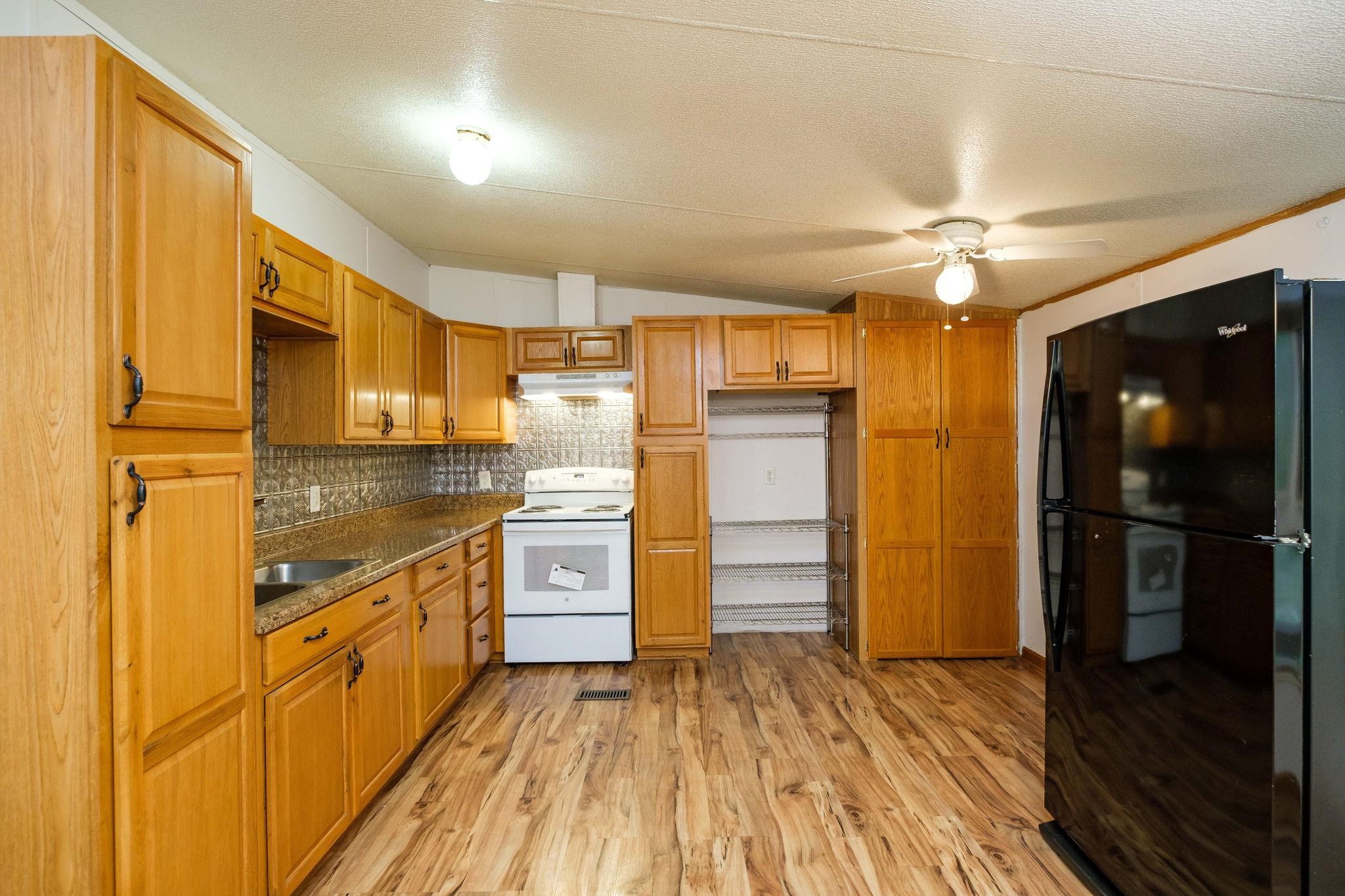 957 Ridge View Lane Shenandoah, VA 22849 - Photo 2 of 26 Gallery Image 2
