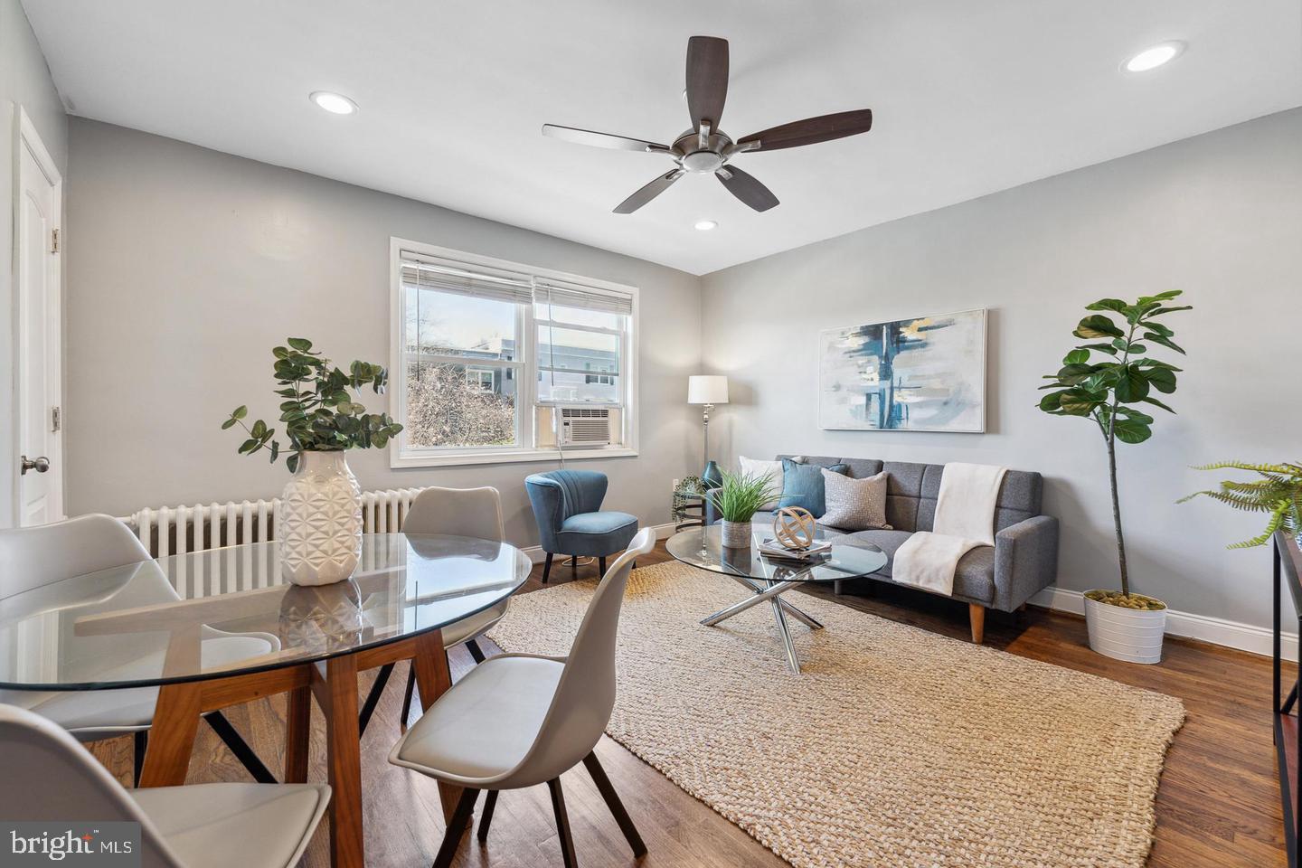 Bright and inviting living space with style.