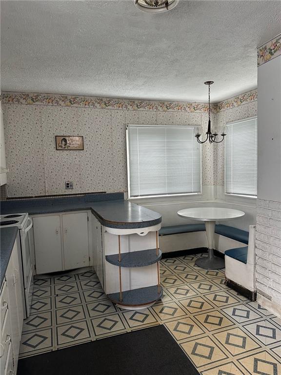 1062 Adams Street New Castle, PA 16101 - Photo 2 of 11 Gallery Image 2