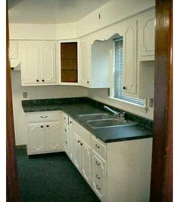 1105 Holmes Street McKees Rocks, PA 15136 - Photo 3 of 4 Kitchen.