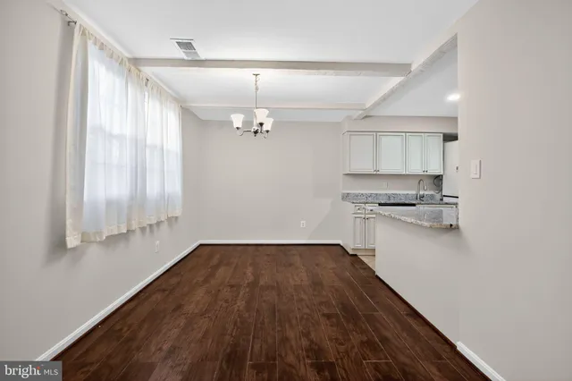 $355,000 | 1043 Margate Court, Unit 1043A, Sterling, VA 20164