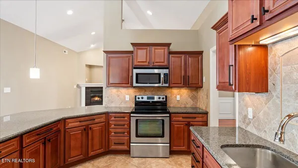 $475,000 | 7304 Napa Valley Way, Knoxville, TN 37931