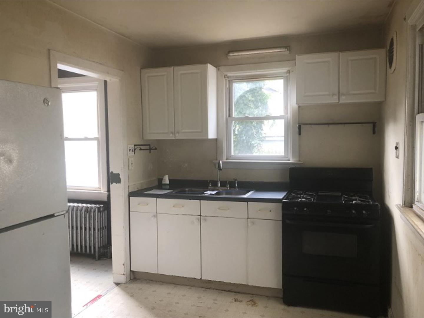 22 Wayne Road Bridgeton, NJ 08302 - Photo 5 of 12 Kitchen