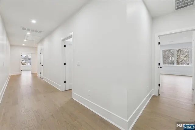 $3,468,000 | 311 North Farview Avenue, Paramus, NJ 07652