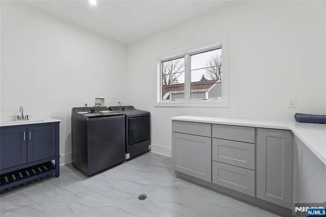 $3,468,000 | 311 North Farview Avenue, Paramus, NJ 07652