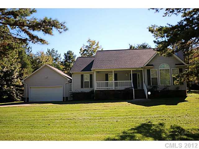 6625 Oakridge Road Clover, SC 29710 - Photo 1 of 11 Gallery Image 1