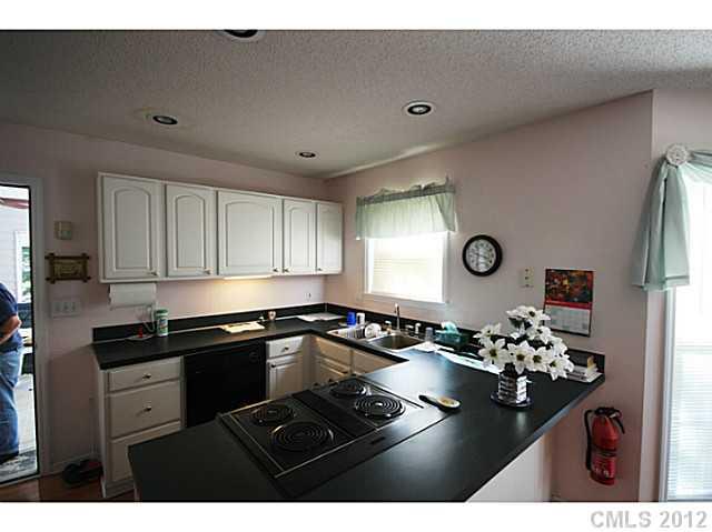 6625 Oakridge Road Clover, SC 29710 - Photo 2 of 11 Gallery Image 2