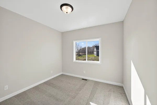 $639,900 | 924 Yellowcrest Street Southwest, Delano, MN 55328
