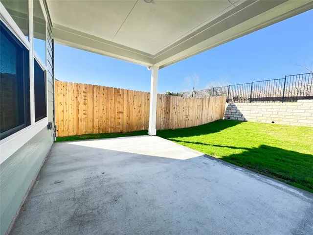 $2,249 | 7604 Purple Drop Bend, Del Valle, TX 78617