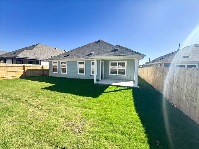 $2,249 | 7604 Purple Drop Bend, Del Valle, TX 78617