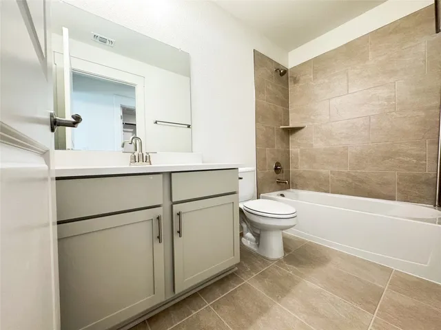 $2,249 | 7604 Purple Drop Bend, Del Valle, TX 78617