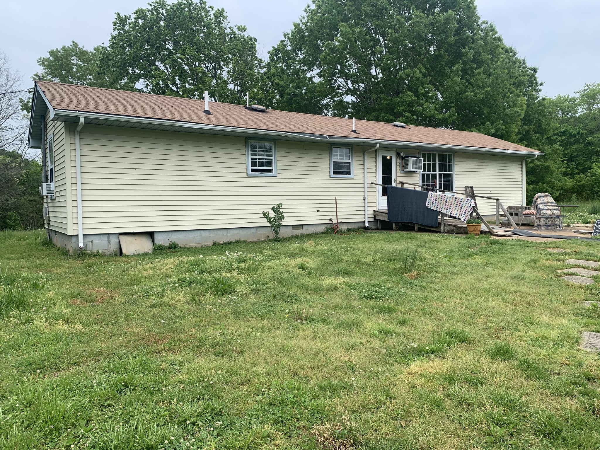 8660 Howell Road Mount Pleasant, TN 38474 - Photo 2 of 8 Gallery Image 2