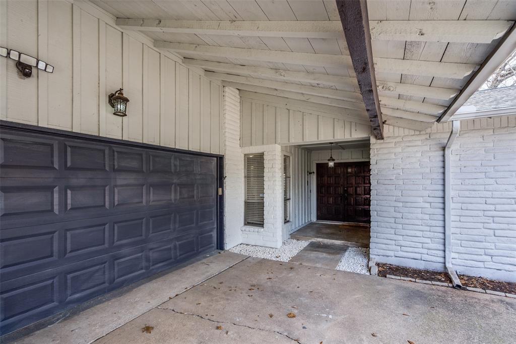 15642 Overmead Circle Dallas, TX 75248 - Photo 24 of 24 a view of wooden door