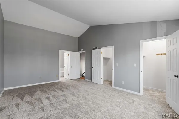 $527,400 | 18870 Highwood Estates Drive, Wildwood, MO 63069