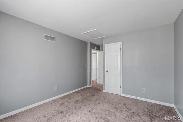 $527,400 | 18870 Highwood Estates Drive, Wildwood, MO 63069