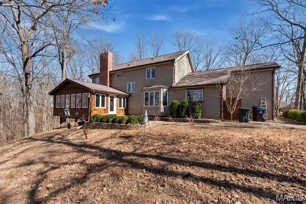 $527,400 | 18870 Highwood Estates Drive, Wildwood, MO 63069