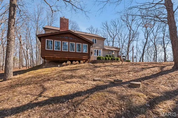 $527,400 | 18870 Highwood Estates Drive, Wildwood, MO 63069