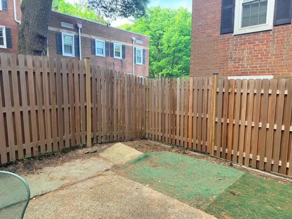 $2,600 | 2733 South Buchanan Street, Arlington, VA 22206