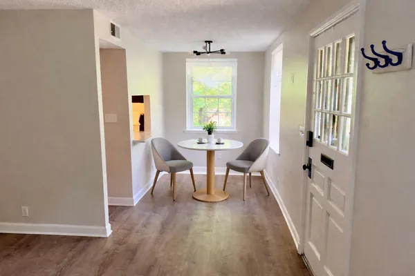 $2,600 | 2733 South Buchanan Street, Arlington, VA 22206