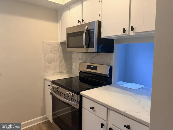 $2,600 | 2733 South Buchanan Street, Arlington, VA 22206