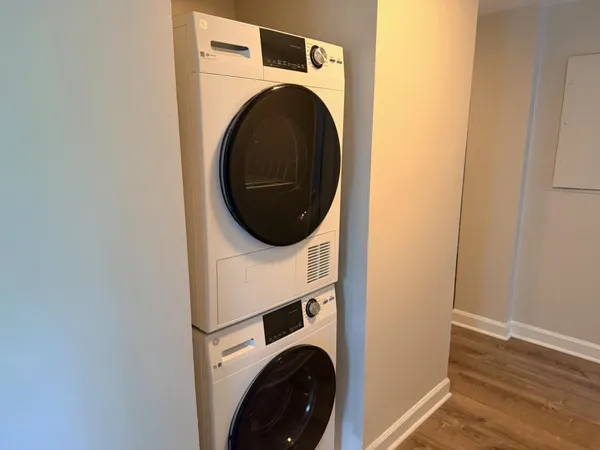 $2,600 | 2733 South Buchanan Street, Arlington, VA 22206