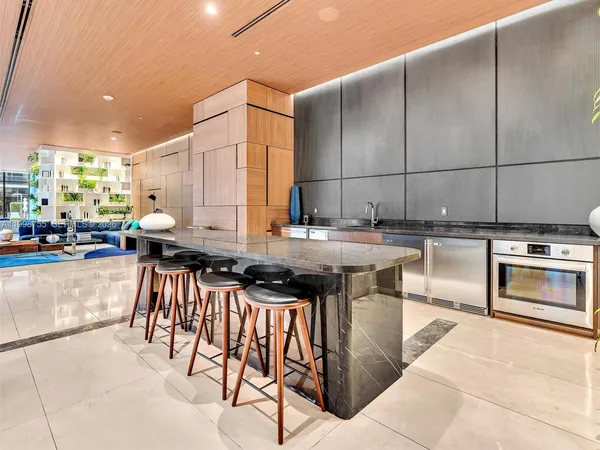 $3,400 | 45 Southwest 9th Street, Unit 3609, Miami, FL 33130