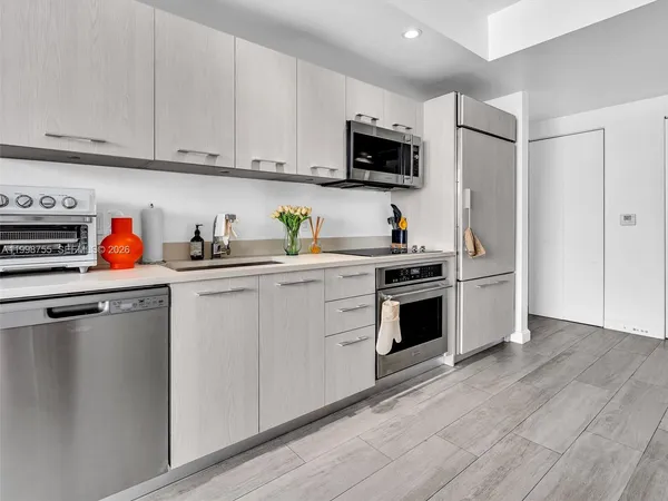 $3,400 | 45 Southwest 9th Street, Unit 3609, Miami, FL 33130