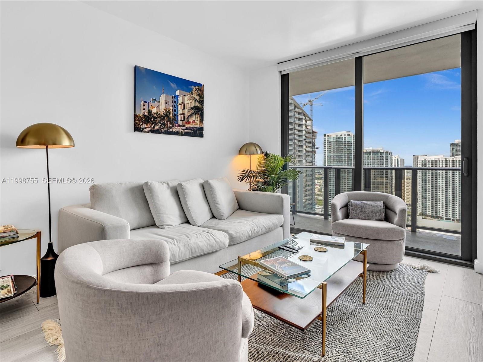 45 Southwest 9th Street, Unit 3609 Miami, FL 33130 - Photo 6 of 45