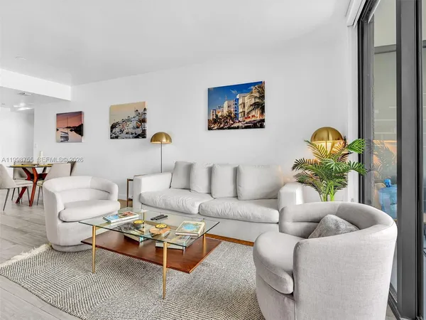 $3,400 | 45 Southwest 9th Street, Unit 3609, Miami, FL 33130