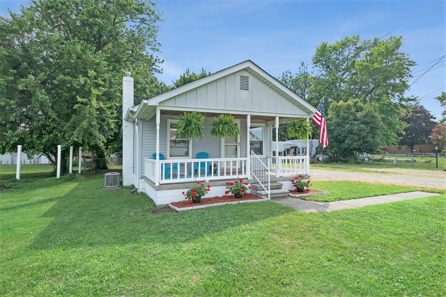 6327 East Dunbar Road Monroe, MI 48161 - Photo 1 of 27 Photo 1