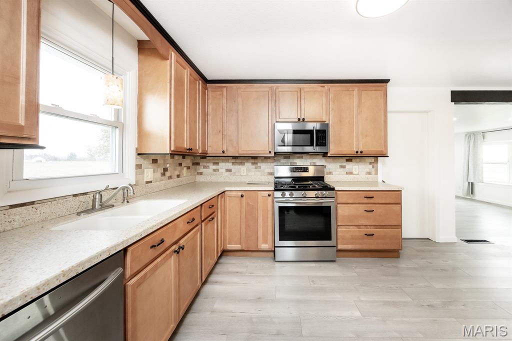 17512 Boulder Road Carlyle, IL 62231 - Photo 12 of 28