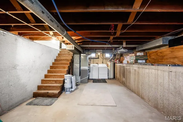 $380,000 | 17512 Boulder Road, Carlyle, IL 62231