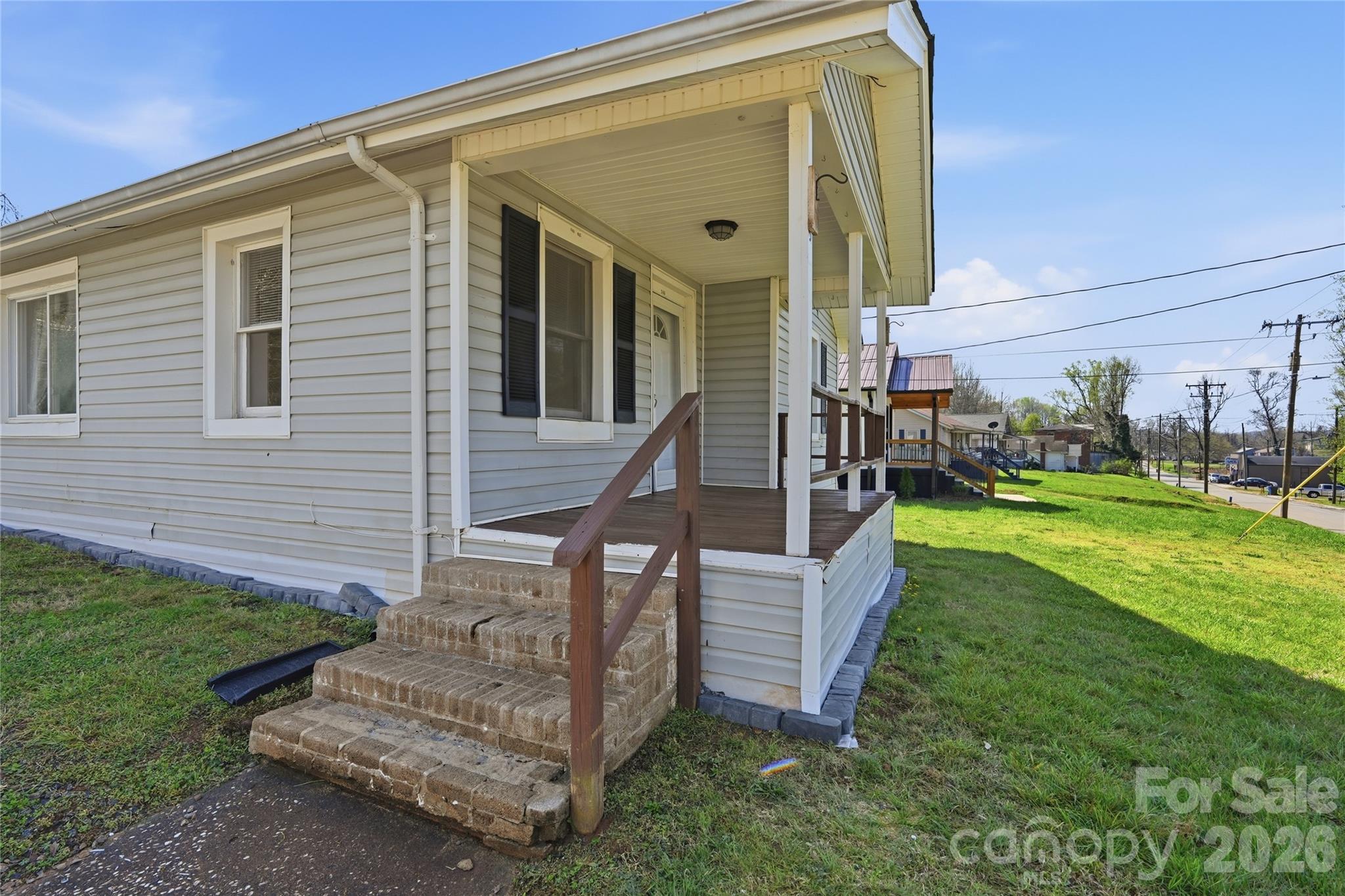 346 North Cleghorn Street Rutherfordton, NC 28139 - Photo 2 of 22
