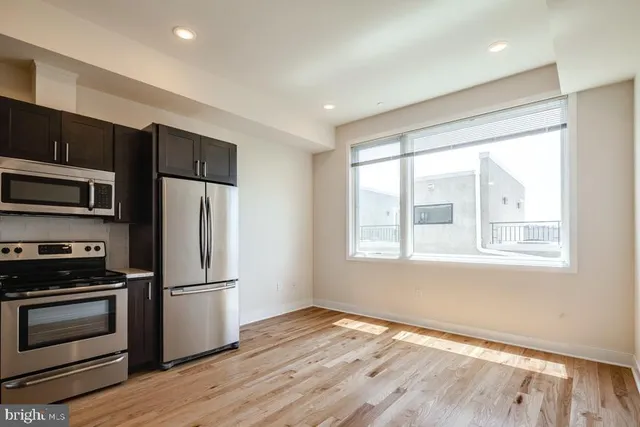 $1,463 | 1430 South Street, Unit 503, Philadelphia, PA 19146