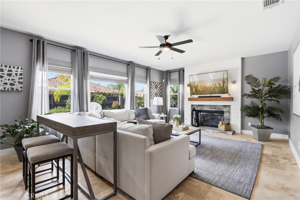 44591 Ristow Court Temecula, CA 92592 - Photo 18 of 66 Family Room