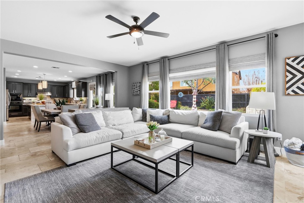 44591 Ristow Court Temecula, CA 92592 - Photo 19 of 66 Family Room