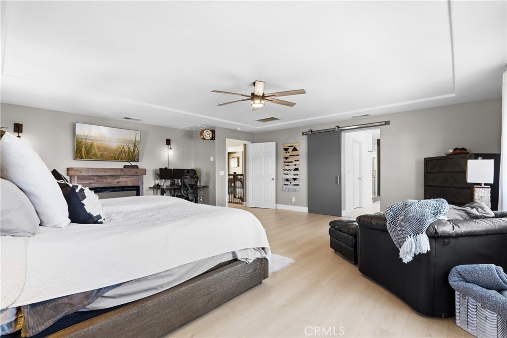 44591 Ristow Court Temecula, CA 92592 - Photo 32 of 66 Primary Suite